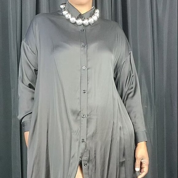 Oversized Maxi Top/Dress with Grommets - Picture 7 of 8